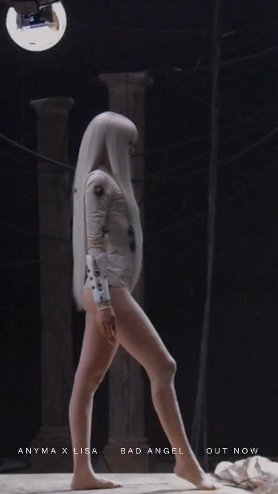 260410 تحديث ليزا (LLOUD) على الانستغرام