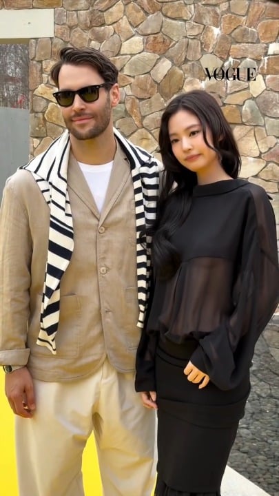 260401 حدث Jennie @ JACQUEMUS x VEUVE CLICQUOT في متحف SAN