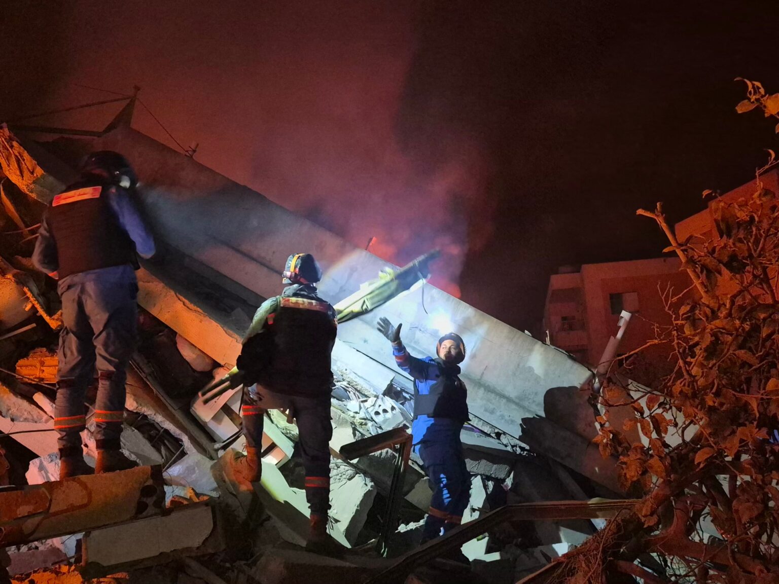 إسرائيل تواصل قصف لبنان وسط أنباء عن توجه لخفض الهجمات | أخبار