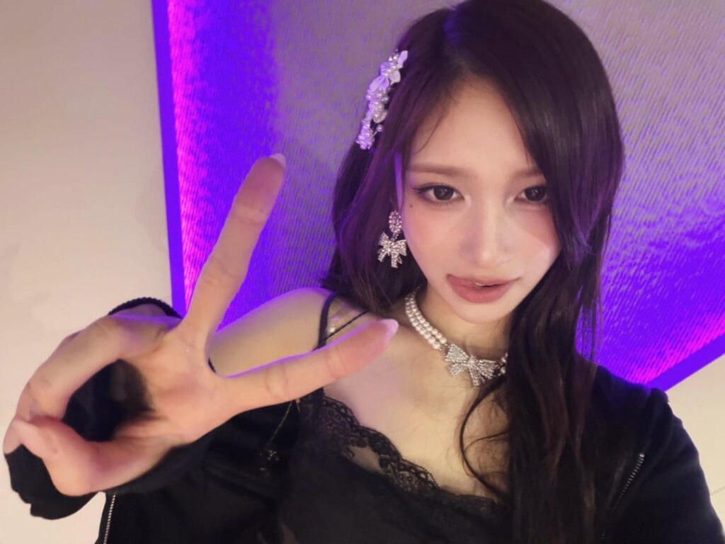 260414 تحديث تويتر IVE مع ليسيو