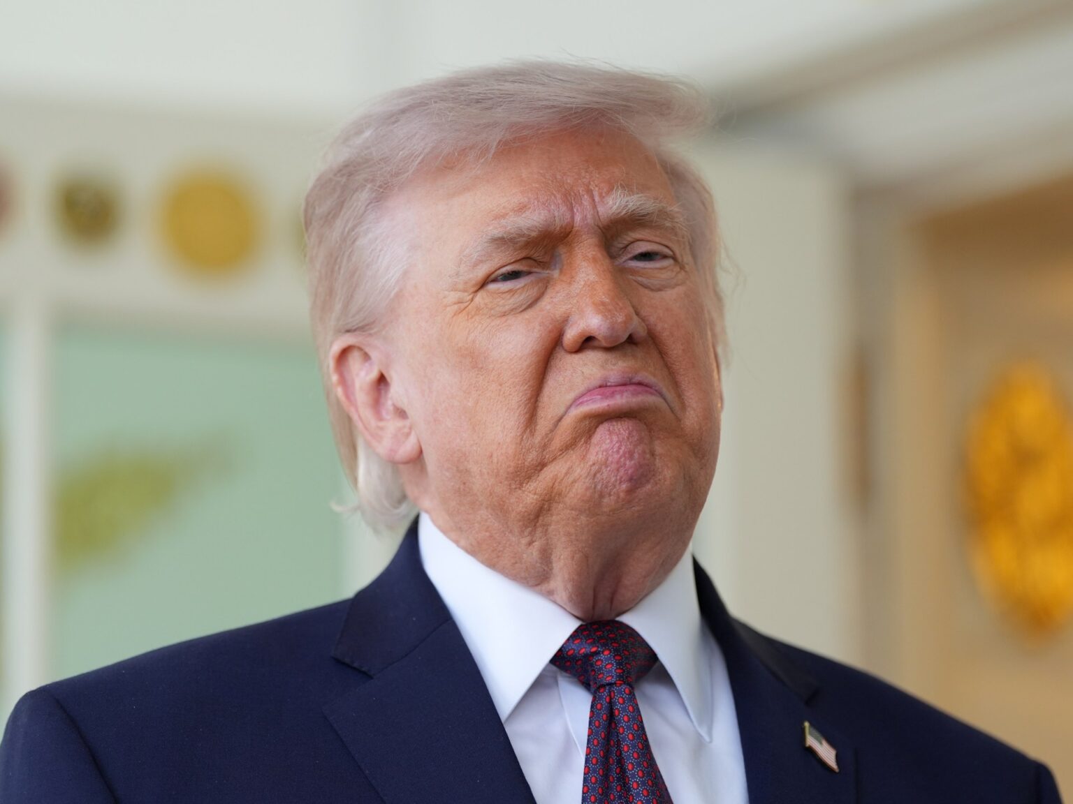 ترمب: حققت نصرا ساحقا على إيران ولن أسمح للخونة بالتقليل منه | أخبار