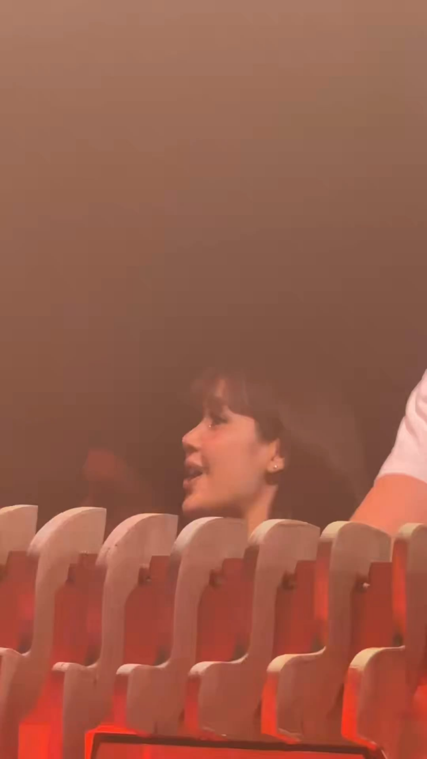 260413 ليزا × أنيما