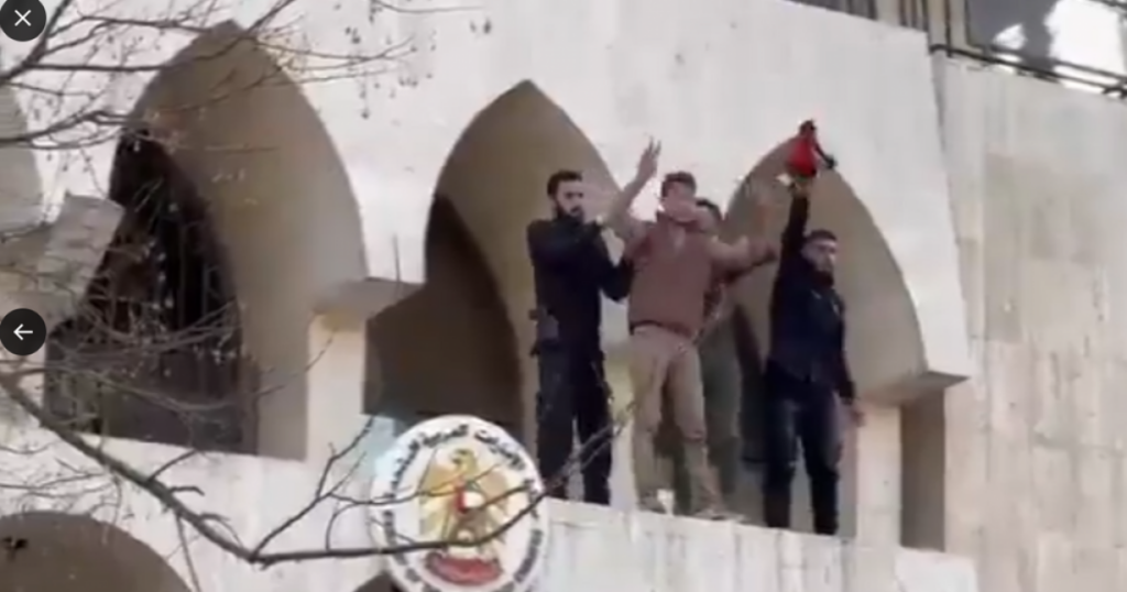 هيئات فلسطينية في سوريا تحذر من حملات تحريض مفبركة عقب حادثة سفارة الإمارات