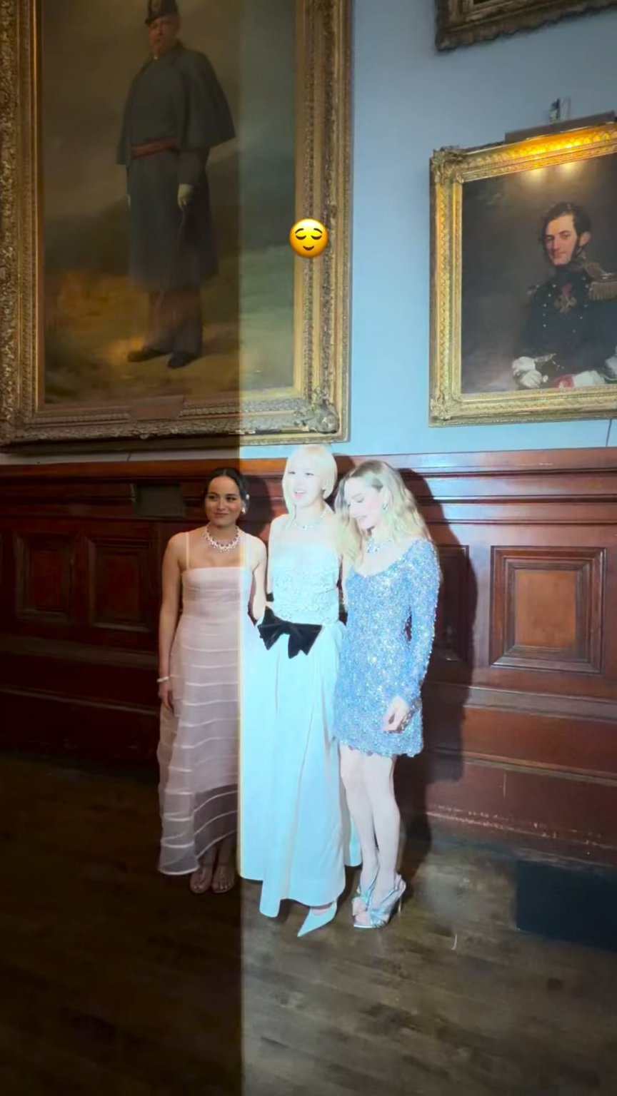 260417 - روزي (مصاصة الدماء) تحديث قصة الانستقرام