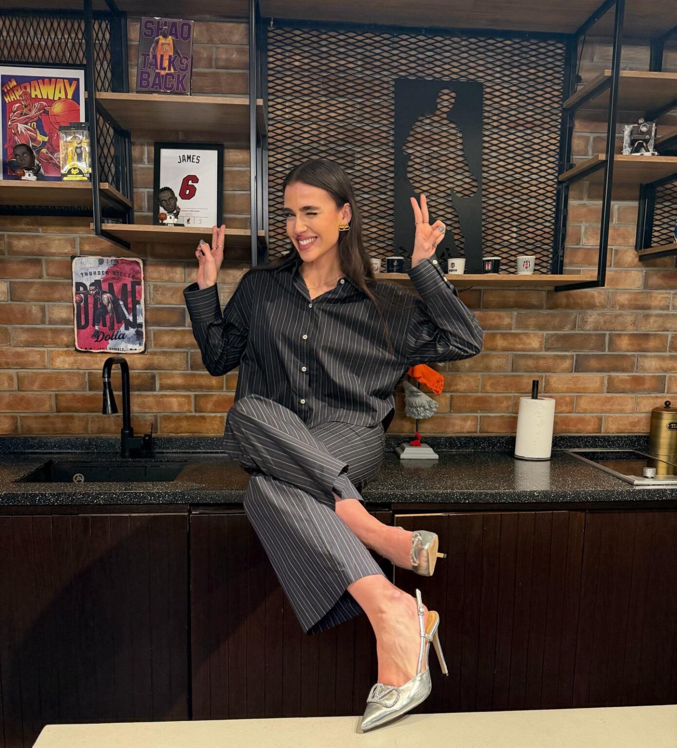 istanbuldaki cevremi konusacaklar yazsin belki ortak tanidik buluruz cogu 22-26 yas arasinda ve ozel uni mezunu istanbuldaki cevremi konusacaklar yazsin belki ortak tanidik buluruz cogu 22-26 yas arasinda ve ozel uni mezunu