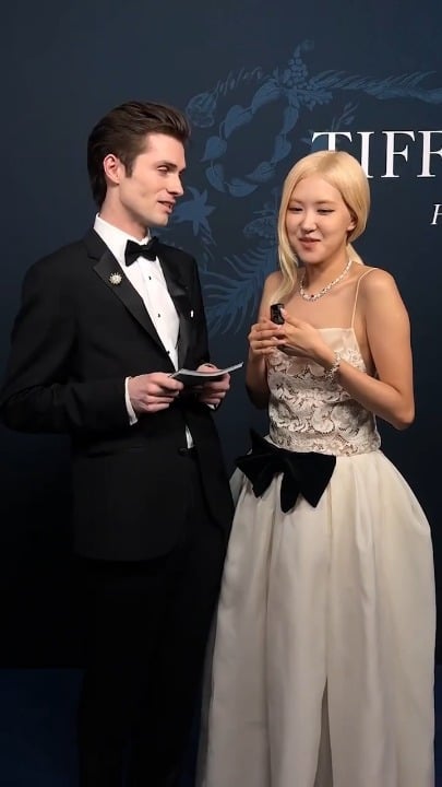 260423 روزيه لتيفاني اند كو | الكتاب الأزرق 2026: الحديقة المخفية