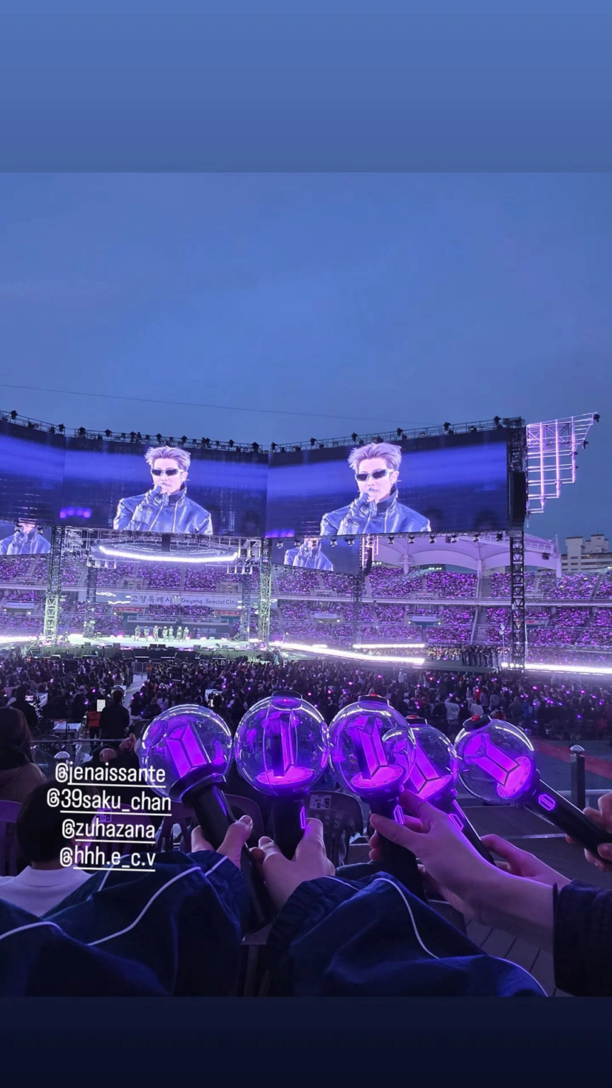 260412 تحديث قصة كيم تشايوون على الانستقرام. لو سيرافيم