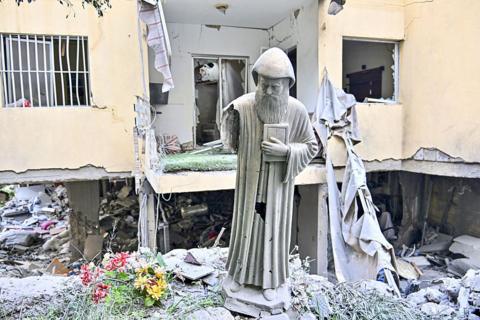 الجيش الإسرائيلي: حزب الله غادر "معاقله" في الضاحية الجنوبية، وإيران تهدد بالانسحاب من الاتفاق في حال استمرار الهجوم على لبنان