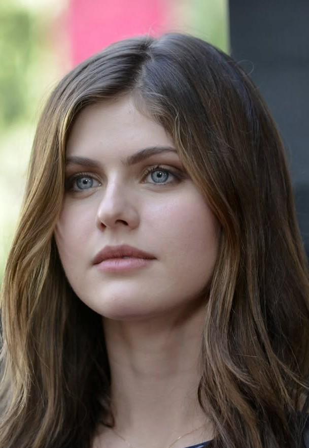Alexandra Daddario Alexandra Daddario