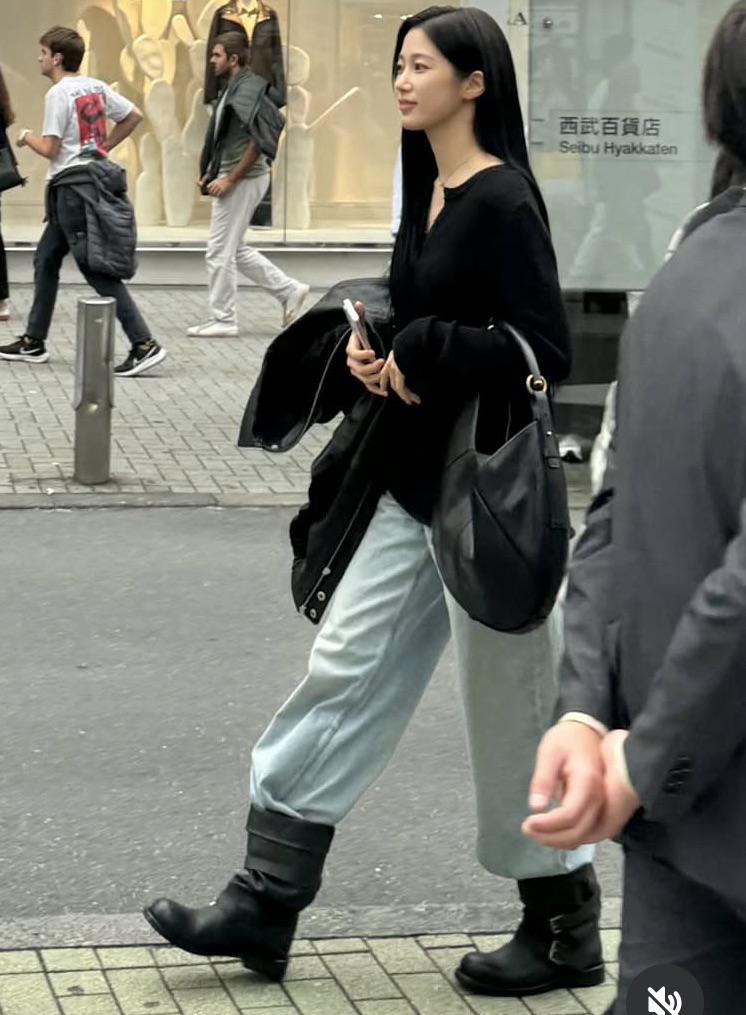 أحذية كازوها ستايل