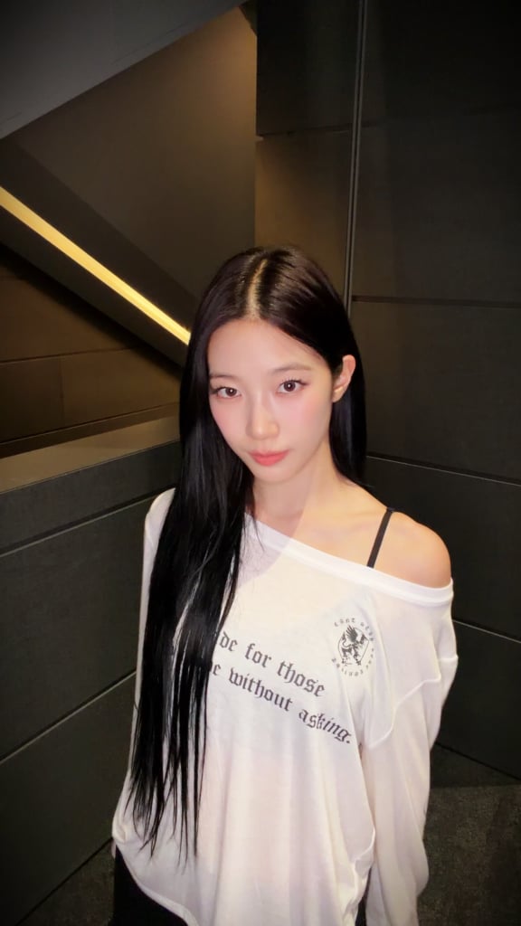 260427 تحديث LE SSERAFIM على التيك توك مع كازوها - #Stick_With_You 💫 (تحدي Stick With You)