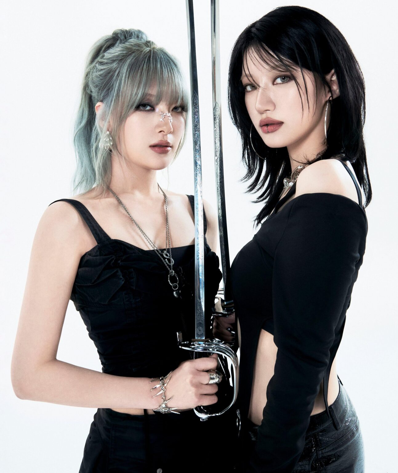 الذكرى السنوية الأولى السعيدة لبيلي مون سوا X شيون!