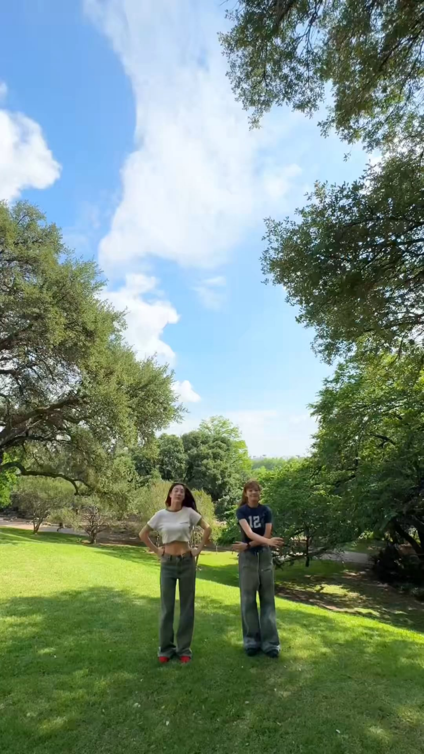 260421 تحديث تويتر - سعيد على أية حال 🍃💗 (جونغيون وجيهيو)