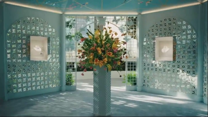 260420 روزيه لتيفاني اند كو | الكتاب الأزرق 2026: الحديقة المخفية