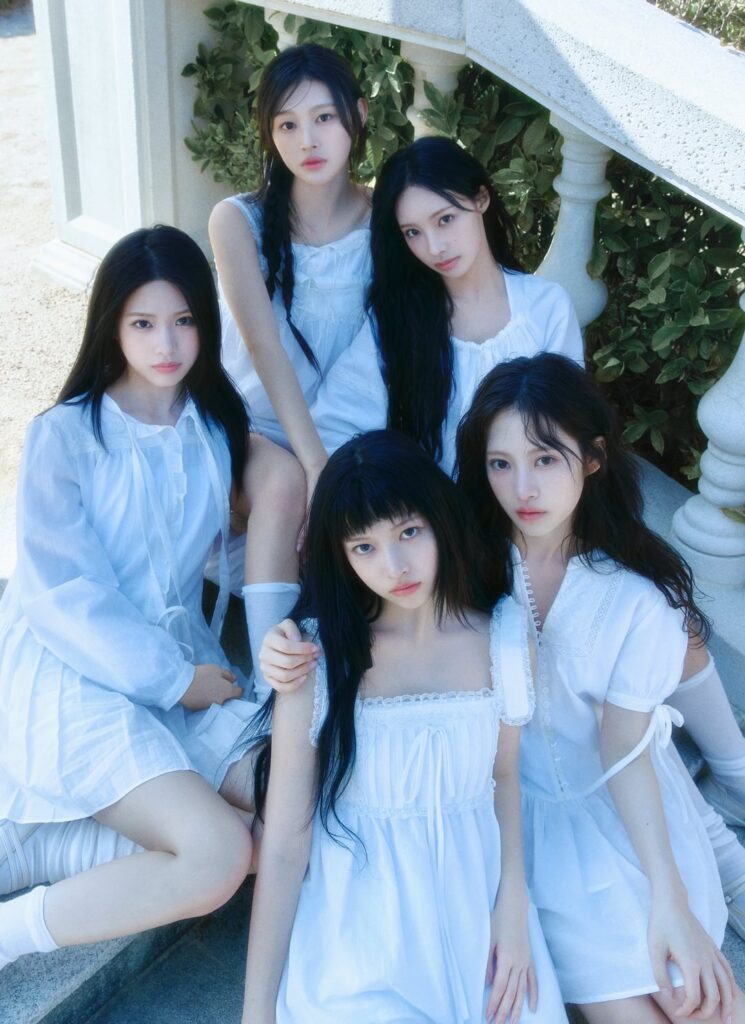 RESCENE - أول أغنية رقمية: Runaway (الصورة المفاهيمية B - المجموعة، الوحدة)