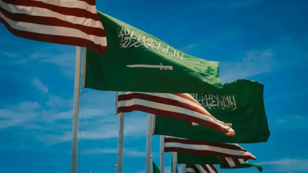 السفارة الأمريكية تعيد تعريف الحج في 2026: ليس رحلة عادية بل 'بروتوكول بقاء' رسمي.. والوثيقة تحدد موعد 7 أبريل لبدء التطبيق.