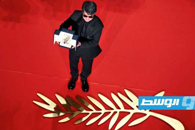 المخرج جعفر بناهي يعود «برًا» إلى إيران على الرغم من المخاطر Alwasat News