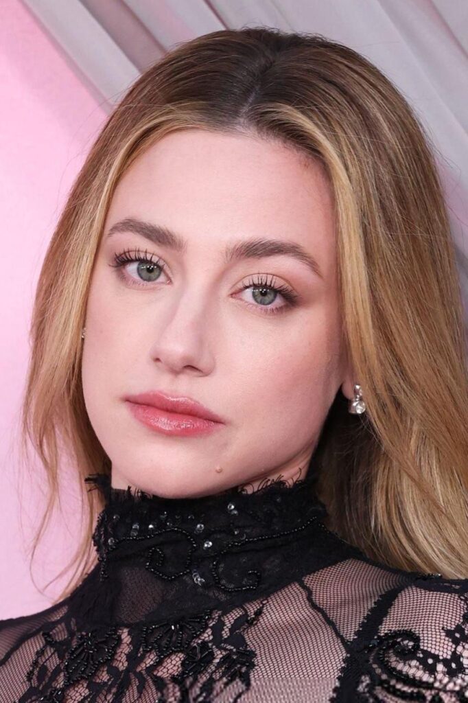 Lili Reinhart Lili Reinhart