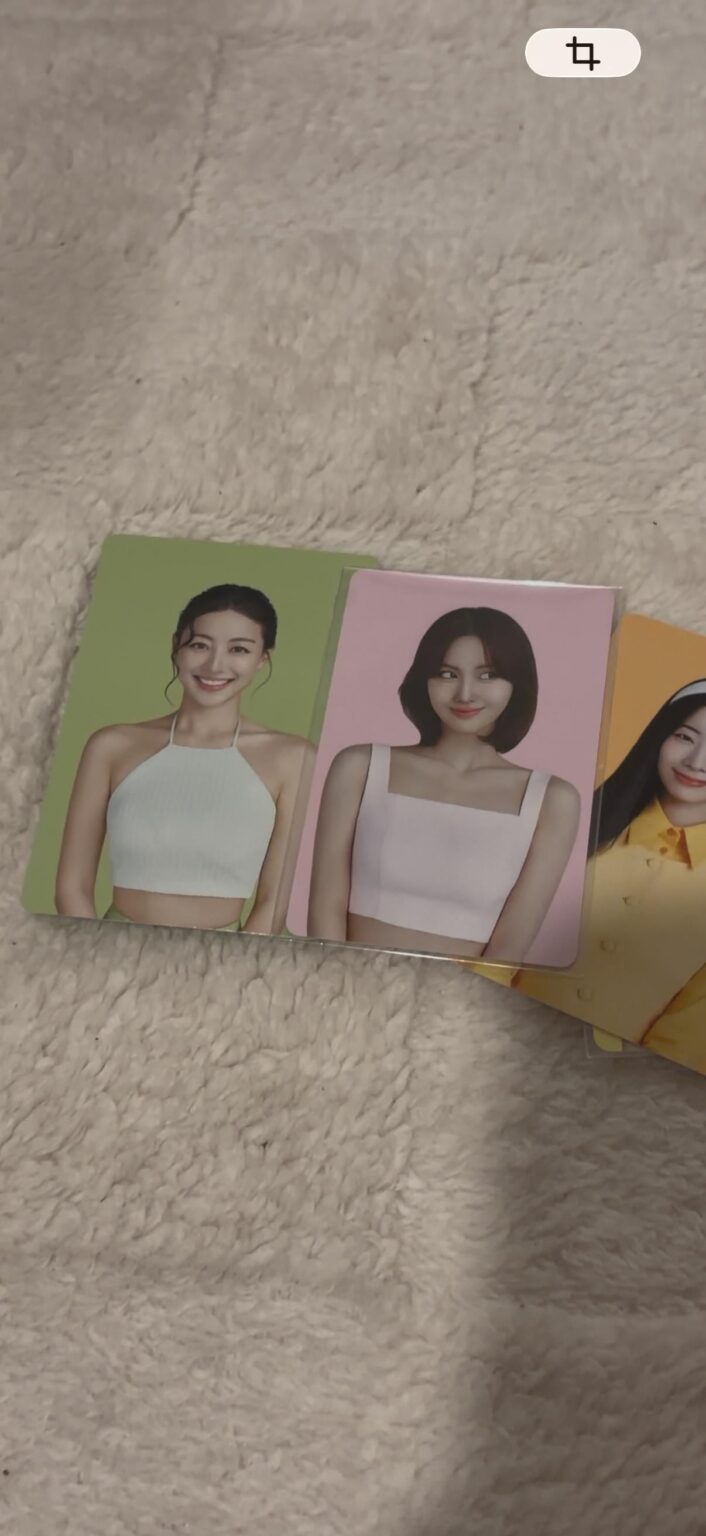 هل تظن أنها بطاقة صور مزيفة؟