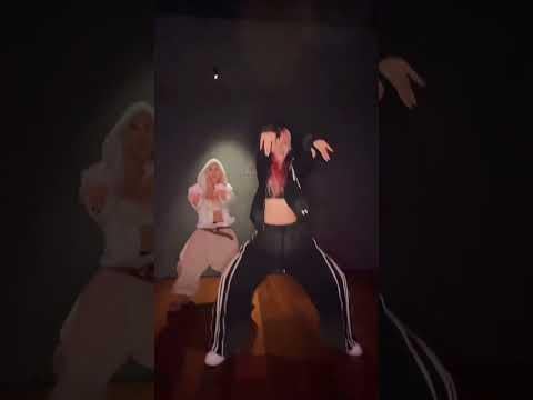 WJSN DAYOUNG مع ITZY YEJI - ما الذي يجب أن تفعله الفتاة (تحدي الرقص) (260411)