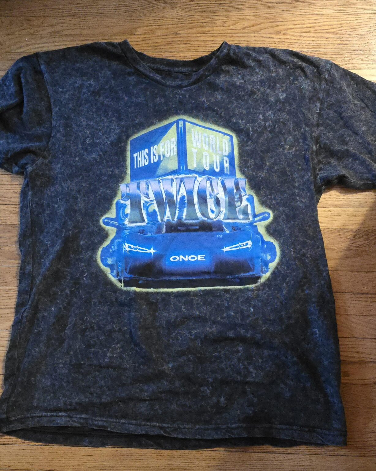 تتميز سلع الجولة بجودة طباعة سيئة للغاية