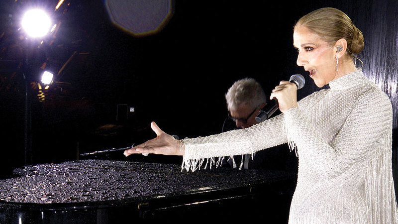 سيلين ديون تعود بعد غياب طويل: «أفضل هدية في حياتي» سيلين ديون تعود بعد غياب طويل: «أفضل هدية في حياتي»