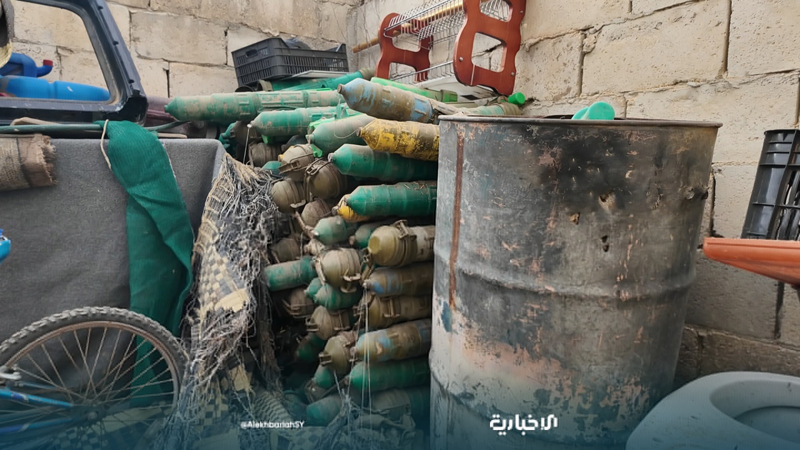 ضبط أسلحة وذخائر (الإخبارية السورية).