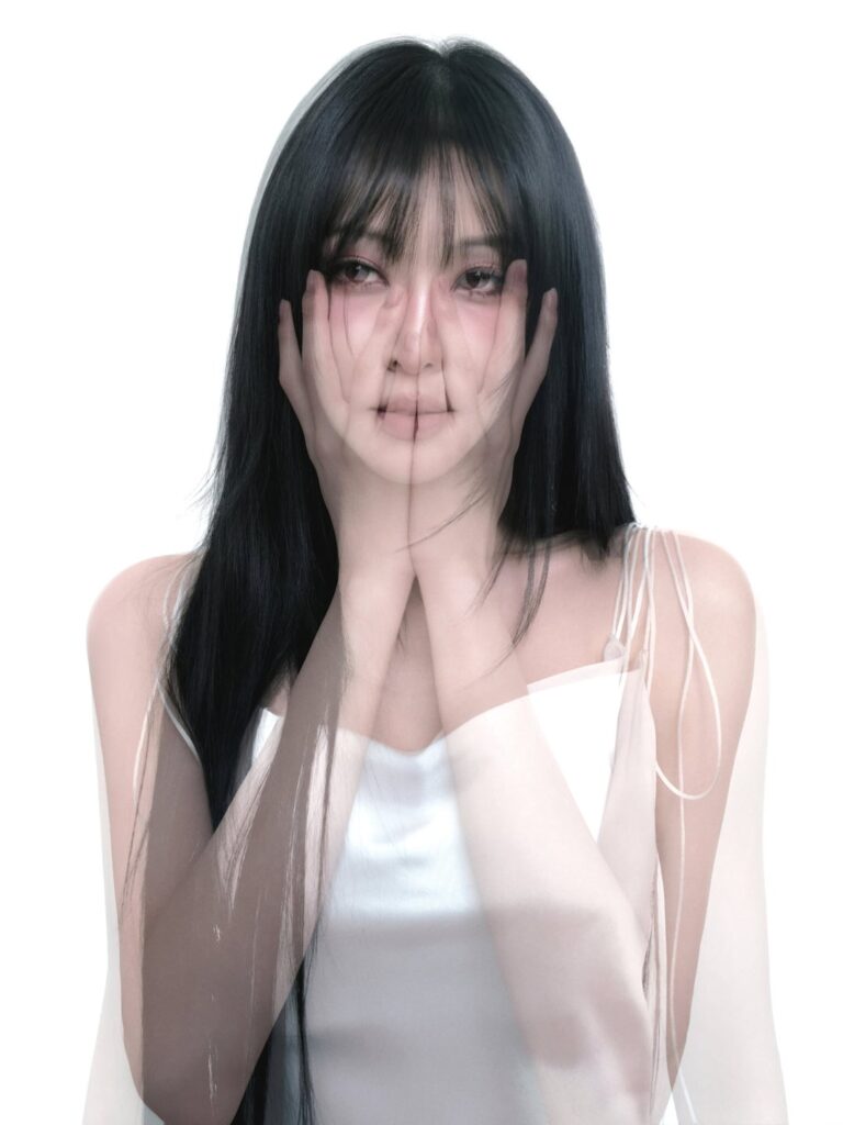 GFRIEND Yuju - أغنية فردية خاصة: 첫사랑은 저주다 (الحب الأول هو لعنة) (الصورة المفاهيمية - الإصدار الأول.)