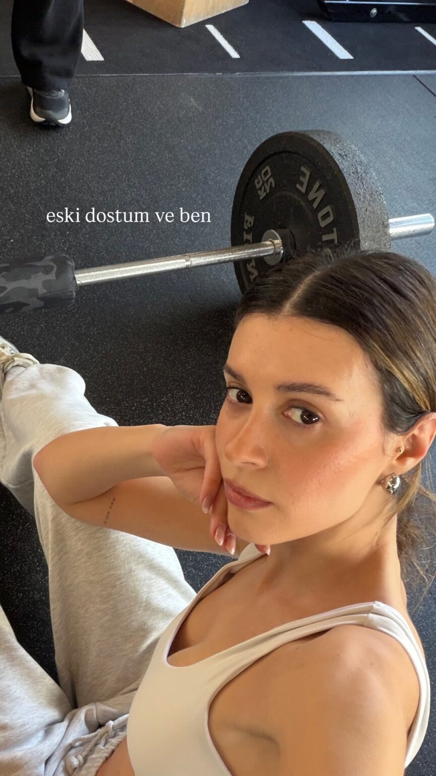 Buçe Buse Kahraman Buçe Buse Kahraman