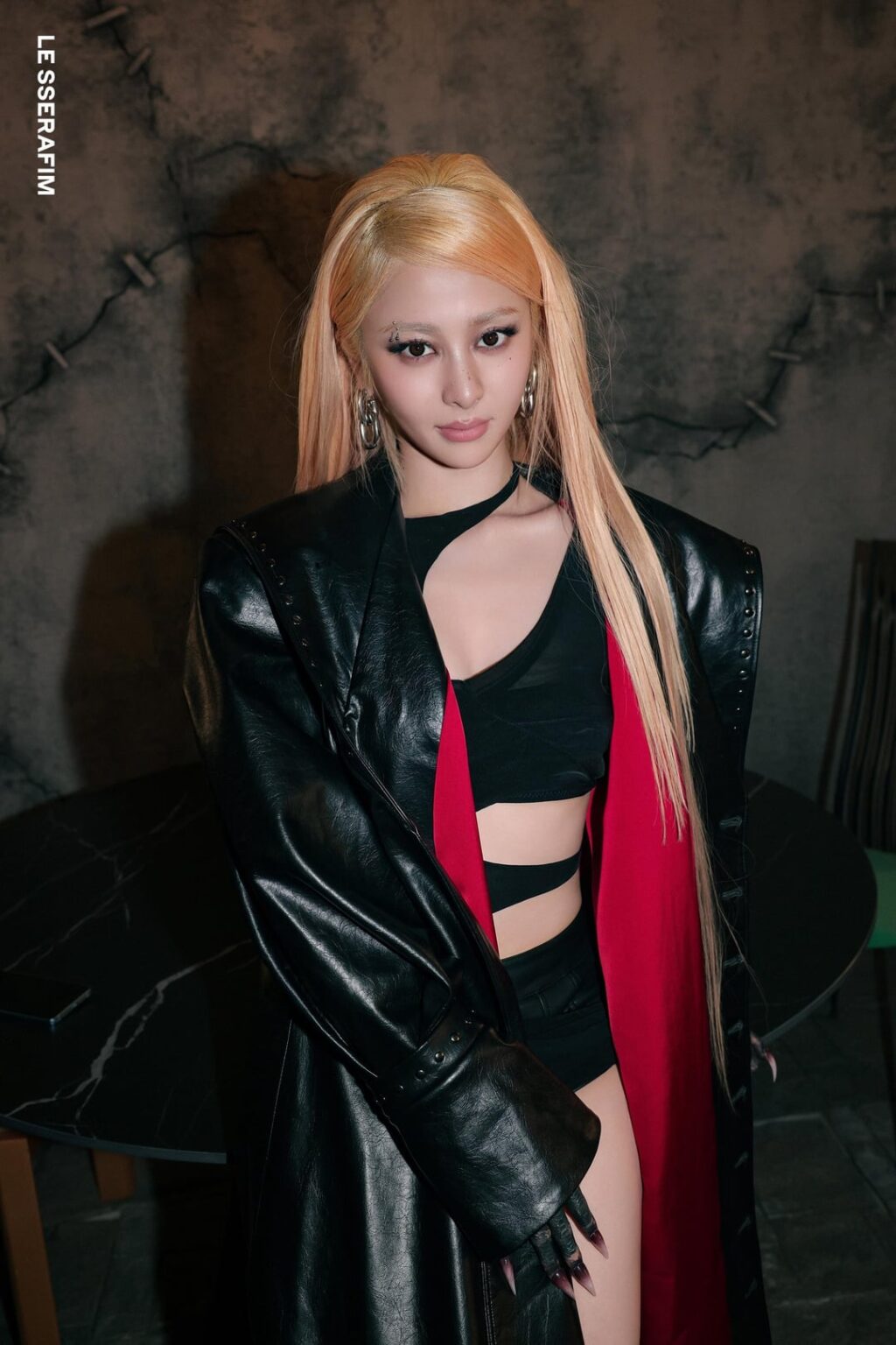 260424 LE SSERAFIM - احتفال (رسم صور - هوه يونجين وكازوها)