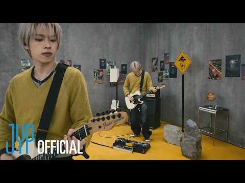 Xdinary Heroes – الألبوم المصغر الثامن “DEAD AND” (عينة موسيقية حية) Xdinary Heroes - الألبوم المصغر الثامن "DEAD AND" (عينة موسيقية حية)