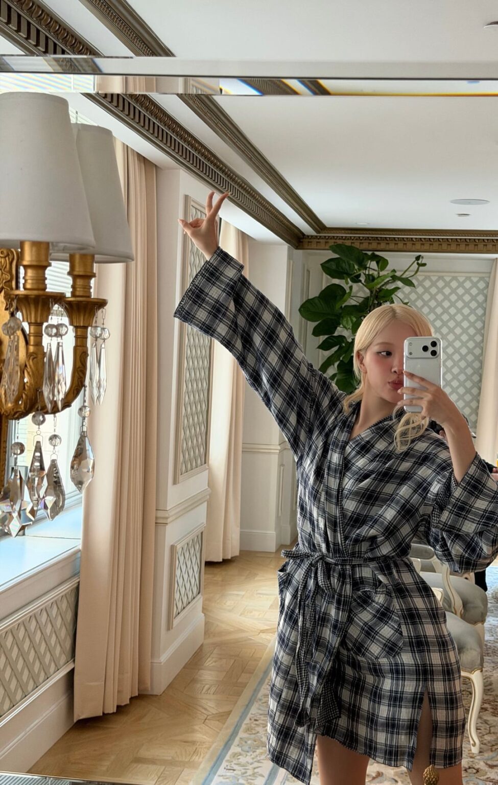 260418 Rosé x Tiffany & Co. لمجلة فوغ