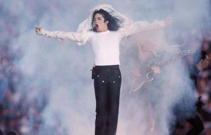 “سُمعة” مايكل جاكسون في فيلم سينمائى "سُمعة" مايكل جاكسون في فيلم سينمائى