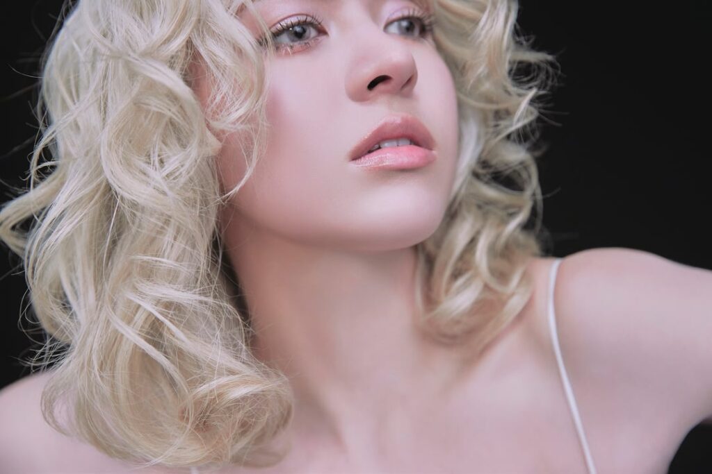 NMIXX - الحلقة الخامسة: Heavy Serenade (صورة المفهوم - إصدار Serenade.)