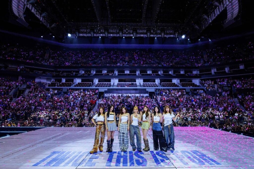 260401 تحديث تويتر - توايس  جولة عالمية في شارلوت، شكرًا لك، شارلوت 💙