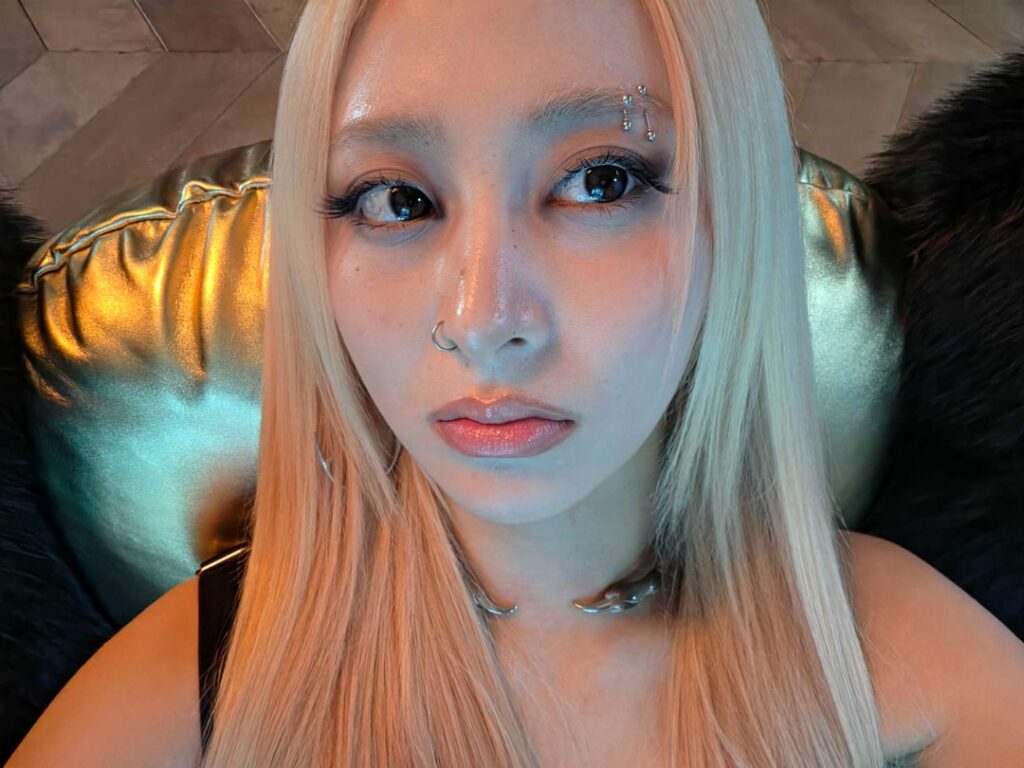 260424 تحديث هوه يونجين للويفيرس