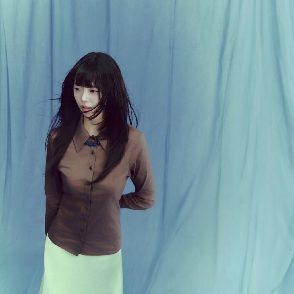 Weki Meki Ji Suyeon - أغنية منفردة جديدة: شاشة زرقاء (غلاف الألبوم)