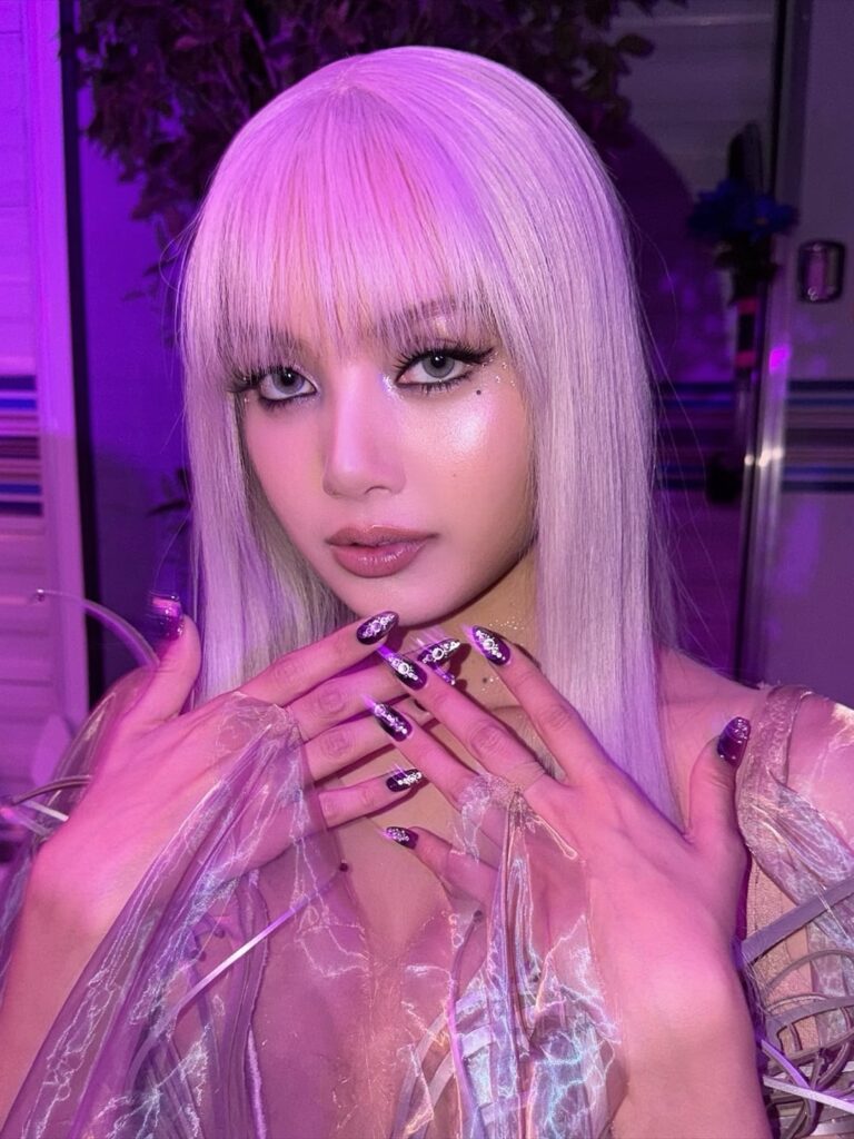 260419 تحديث IG بواسطة juanalvear مع ليزا