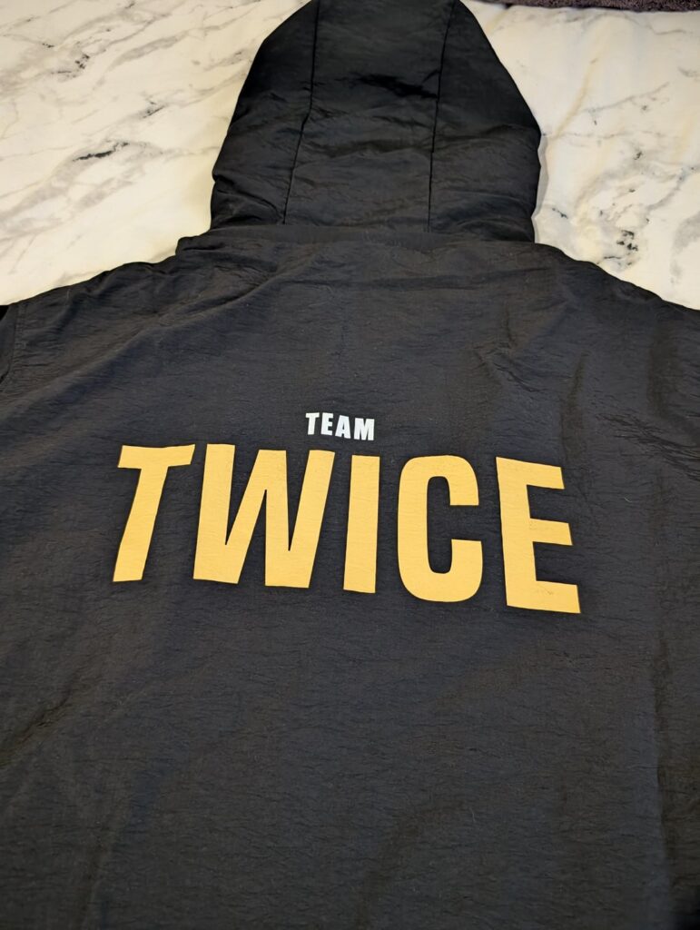 تم تسليم مرتين 2/2. وصلت سترة جيهيو أخيرا!