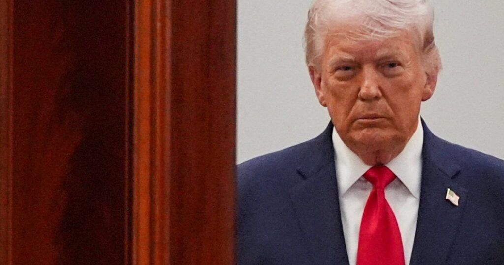 الثلاثاء الساعة 8:00.. ترمب يمنح إيران خيارين: صفقة ناجحة أو دمار شامل | أخبار