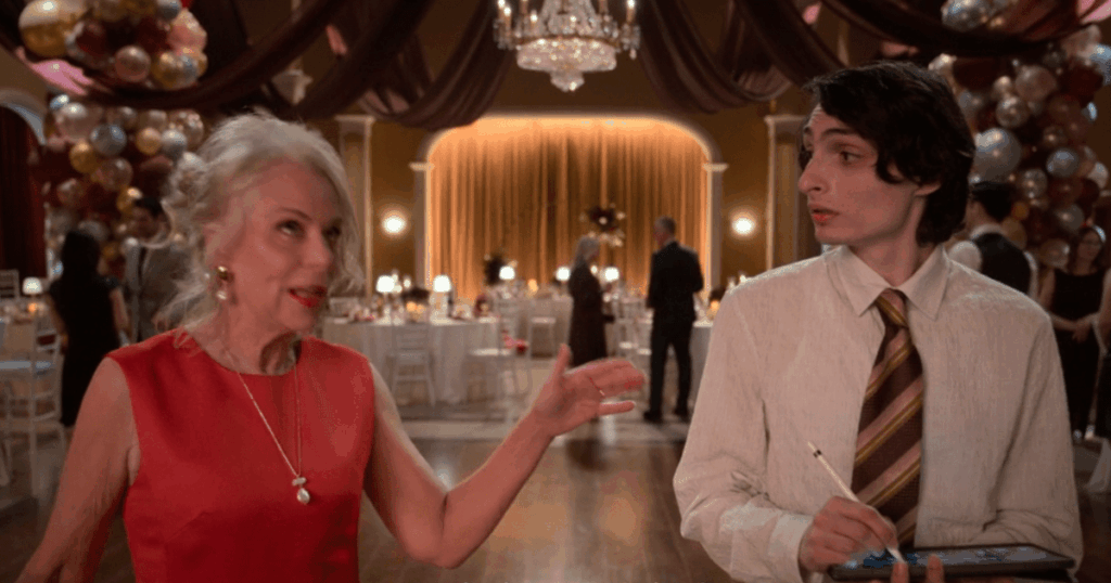 يسأل فين وولفارد عن مالكولم في حجاب إحياء الشرق الأوسط