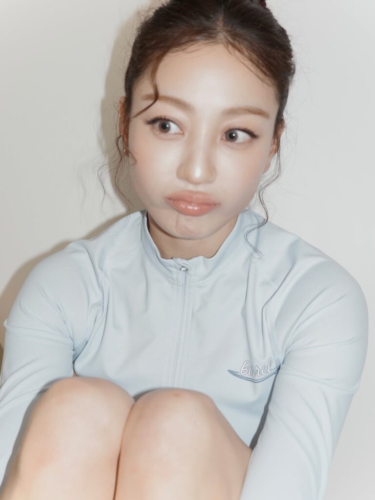 260411 تحديث جيهيو على الانستقرام | @getbarrel.official أنا أستعد للصيف 🏄‍♂️‍♀️