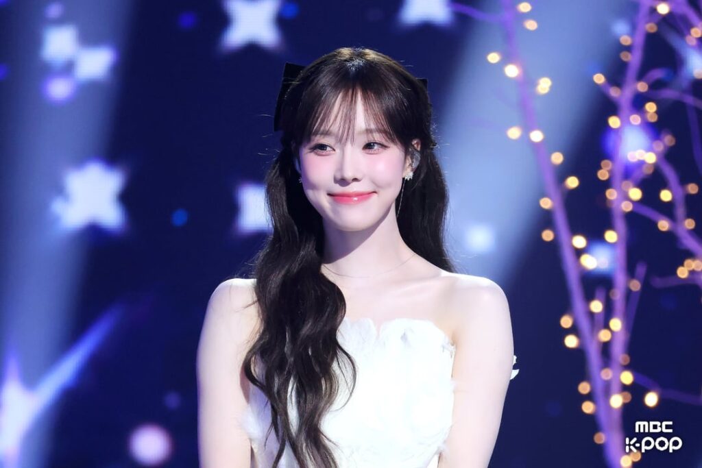 260401 الشتاء - MBC يوم كذبة أبريل (250130 Gayo Daejejeon 'Twenty-five, Tweny-one (Orig. Jaurim)' Behind Pics)