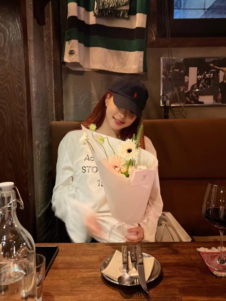 260430 - تحديث هونج إيونتشاي على الانستقرام