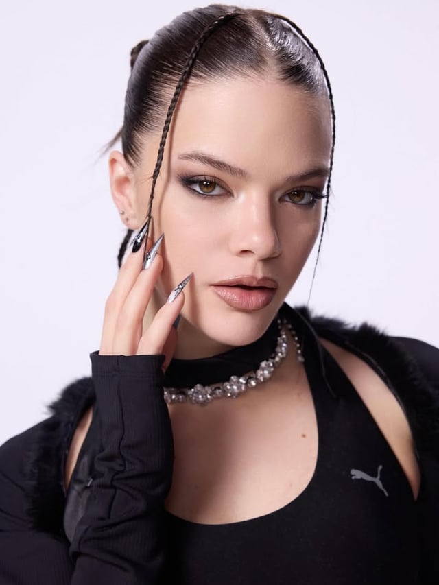 Esin Bahat Esin Bahat