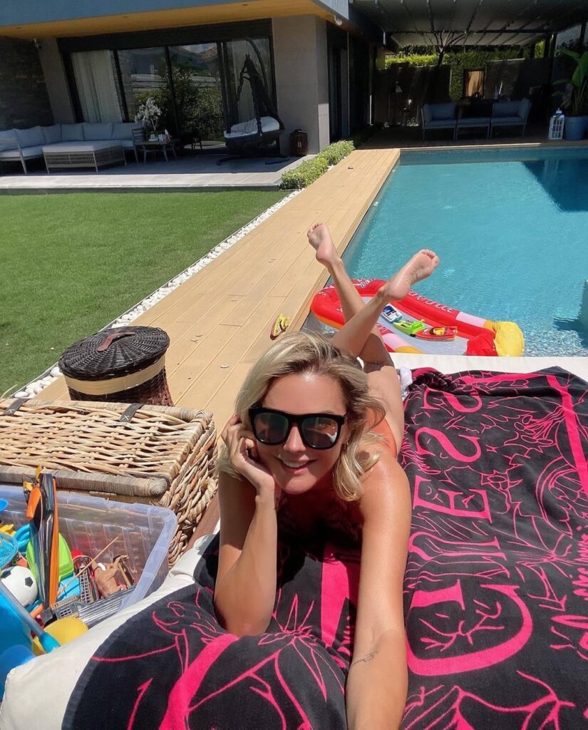 Ece Erken’in destansı tabanları