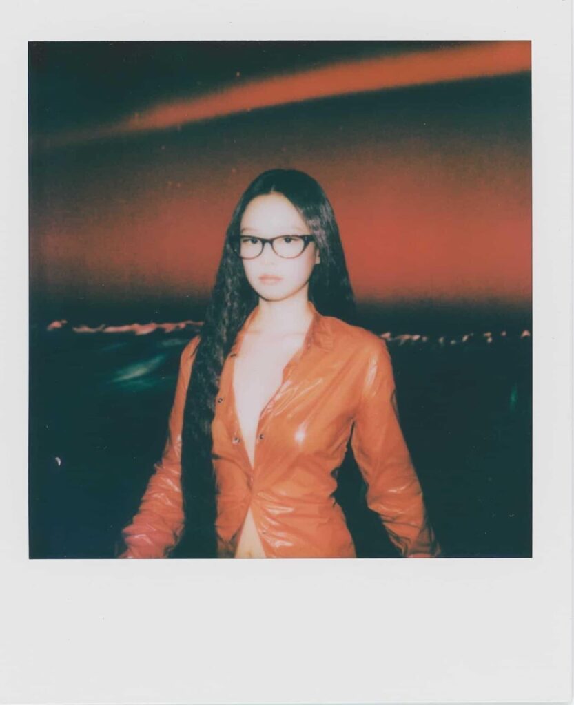 260409 جيني لراي بان