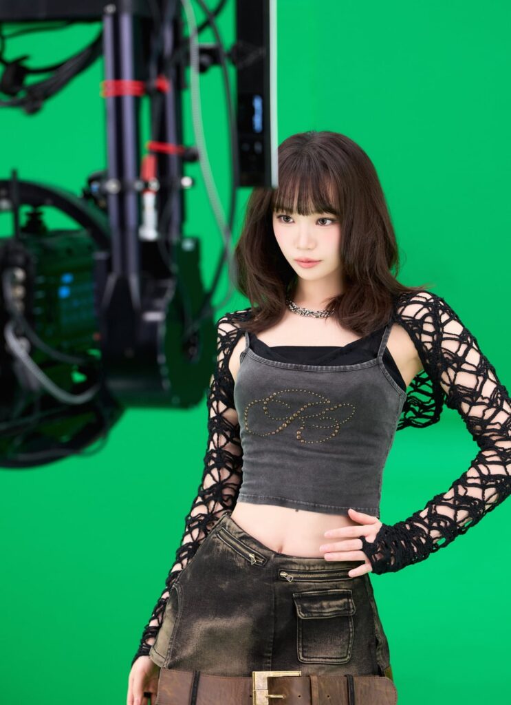 260415 LE SSERAFIM - أخبار الأوقات الأولى (حفل VR: دعوة - ​​الصورة خلف)