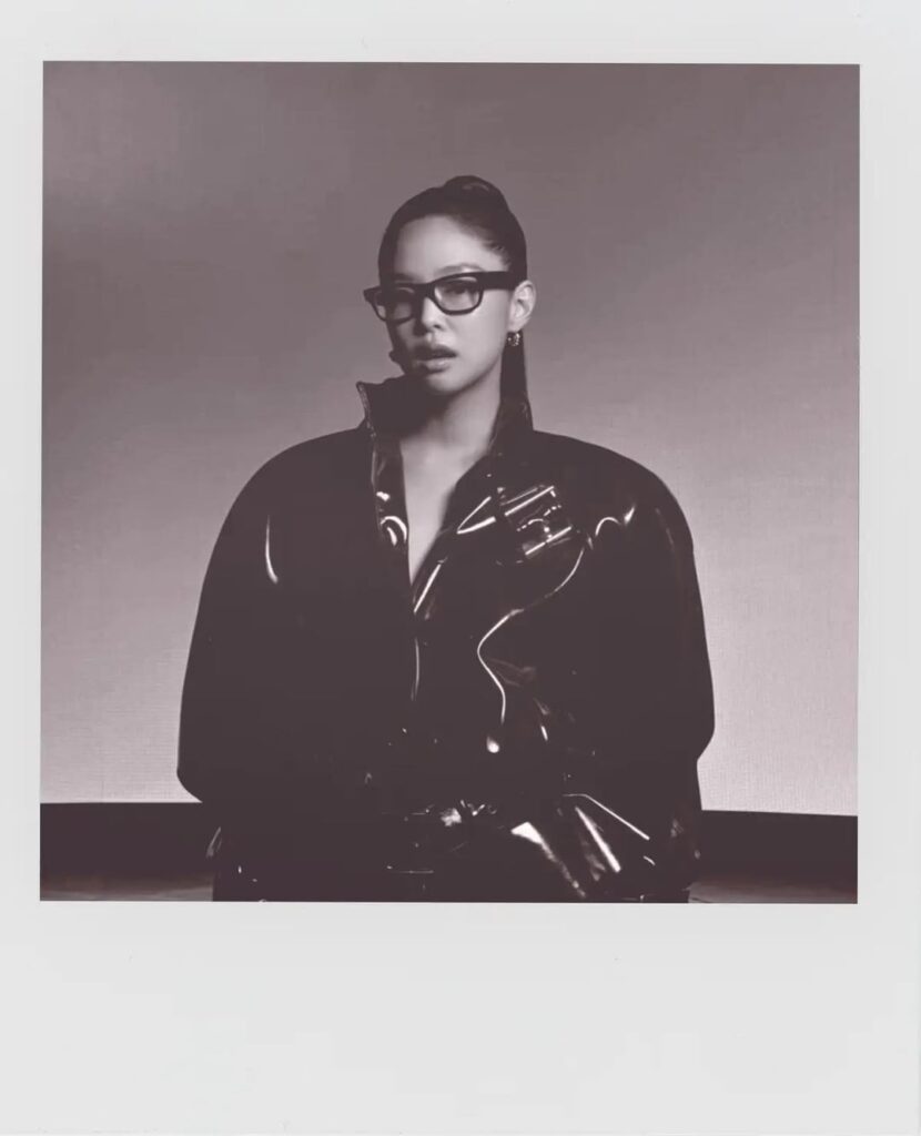 260416 جيني لراي بان