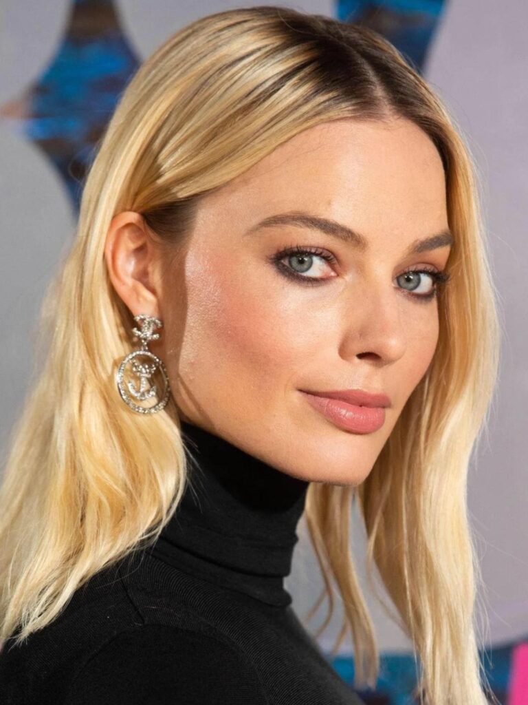 Margot Robbie